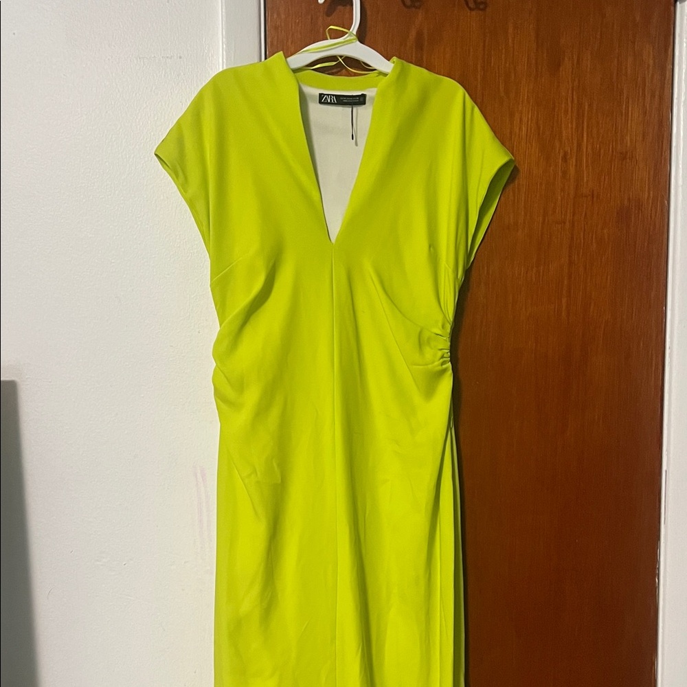 Zara Women's Bright Green Midi Dress